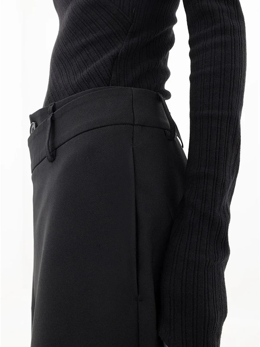 Leja - wide-leg trousers with overlapping buttons