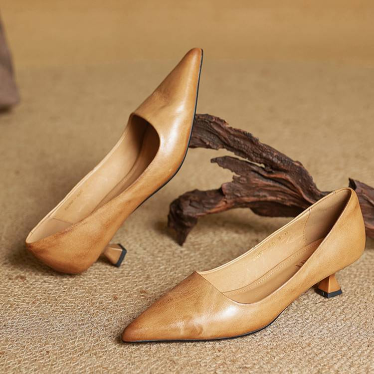 Anok™ Leather Court Shoes