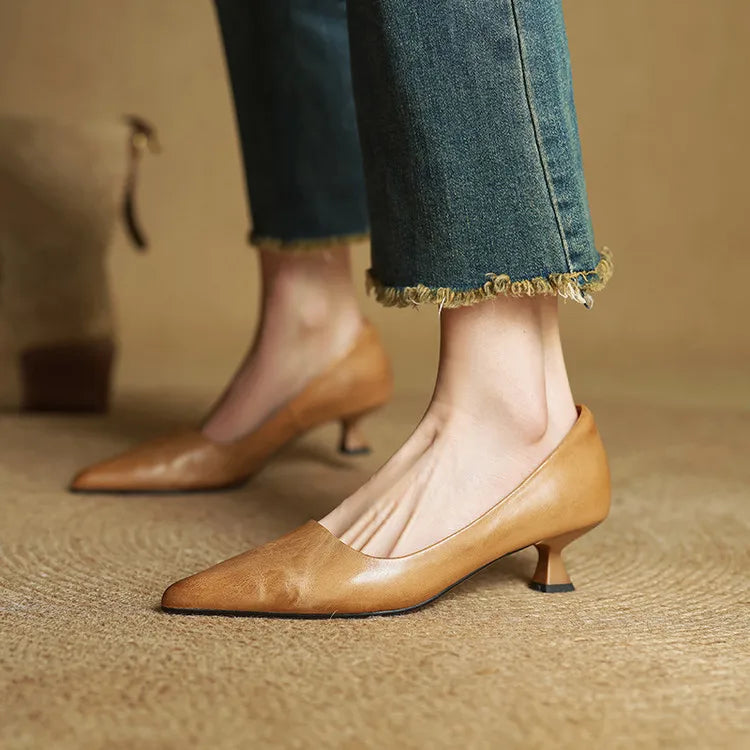 Anok™ Leather Court Shoes